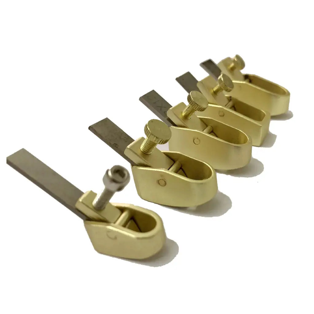 Mini Brass Thumb Plane for Violin Making – 5 Sizes (XXS–L) Mini Thumb Plane PLUSH