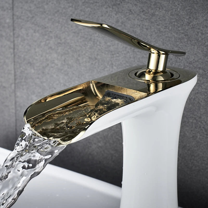 Waterfall Basin Faucet Single Handle Deck Mount ELM100 Basin Sink Faucet PLUSH