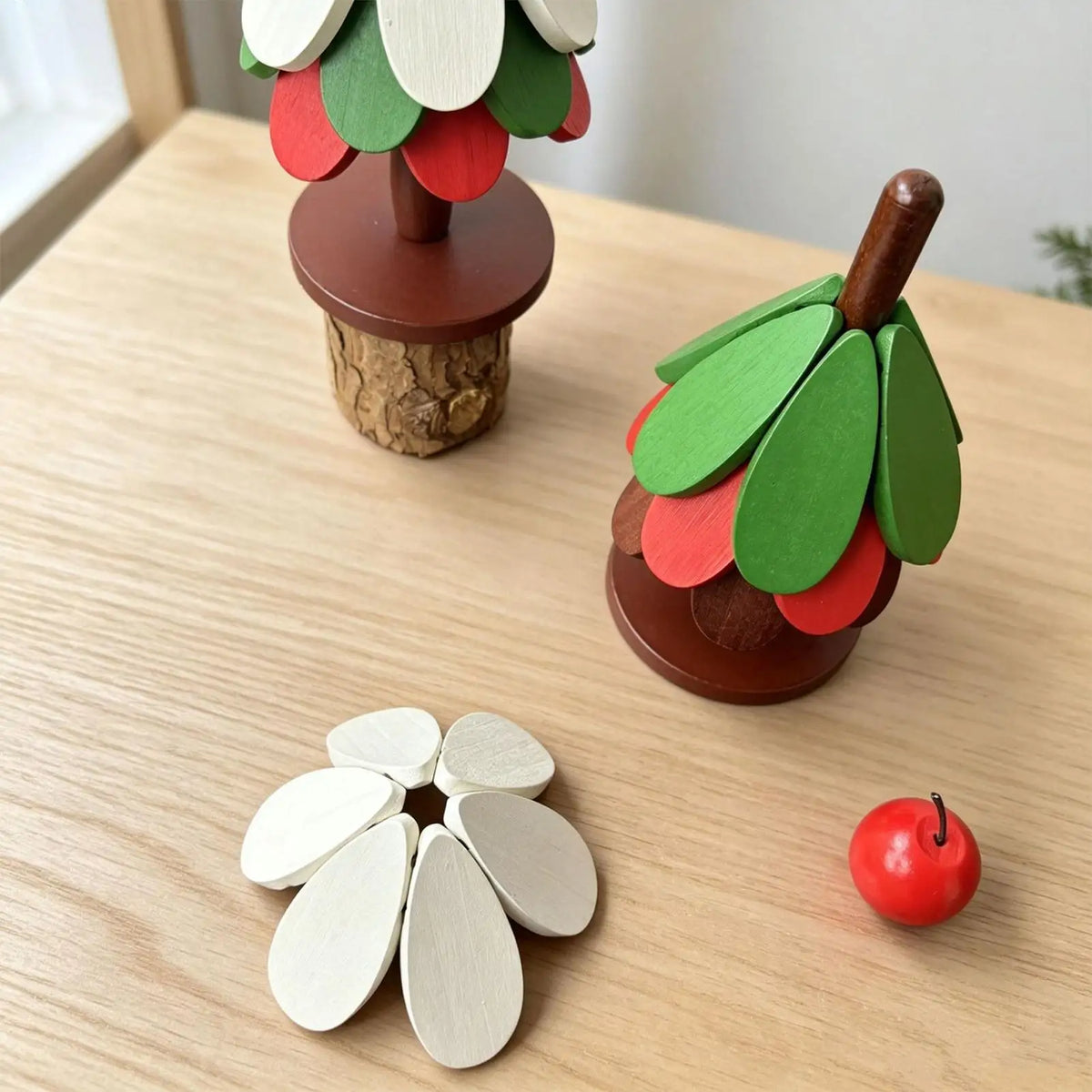 Wooden Christmas Tree Trivet Set 4-Tier | Heat Resistant Kitchen Trivet Set PLUSH