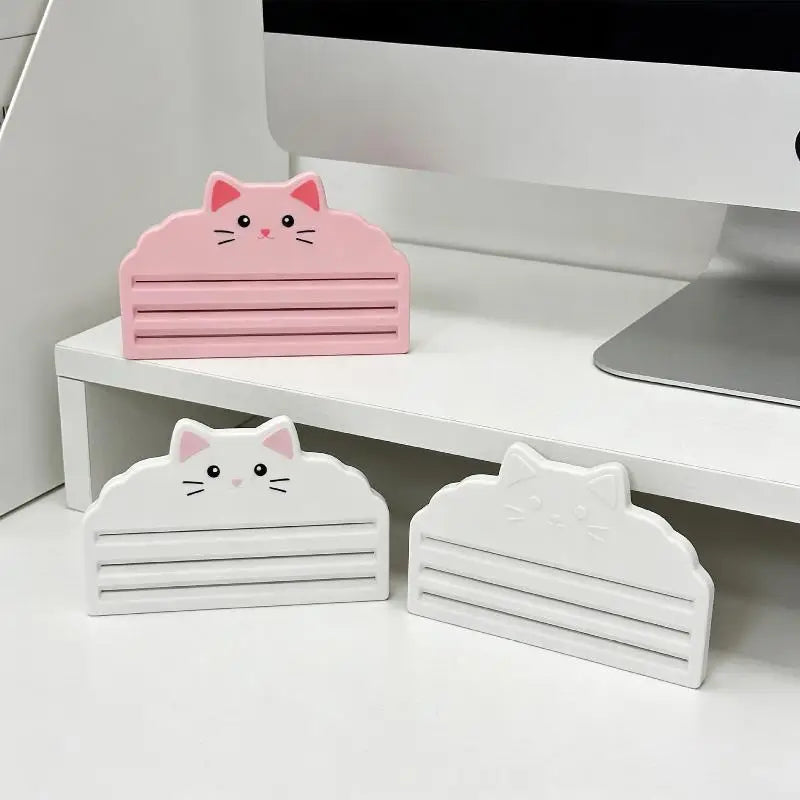 Cat Food Squeeze Feeder Spoon – Pet Treat Dispenser Tool Pet Treat Dispenser PLUSH
