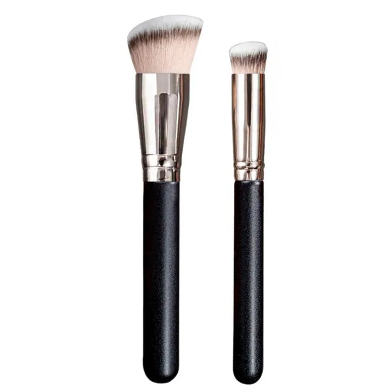 Angled Foundation & Concealer Brush – Synthetic Contour Tool Makeup Brush PLUSH