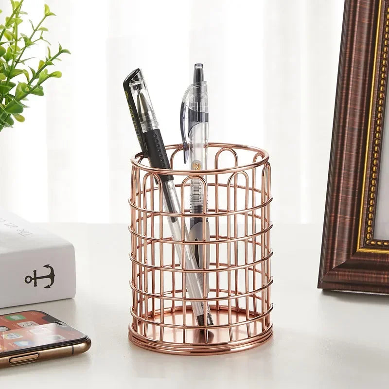 Rose Gold Makeup Brush Holder – Cylindrical Iron Storage Case Makeup Brush Organizer PLUSH