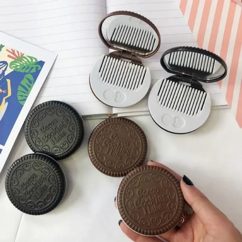 Cute Round Folding Pocket Makeup Mirror with Comb | Kawaii Compact Makeup Mirror PLUSH