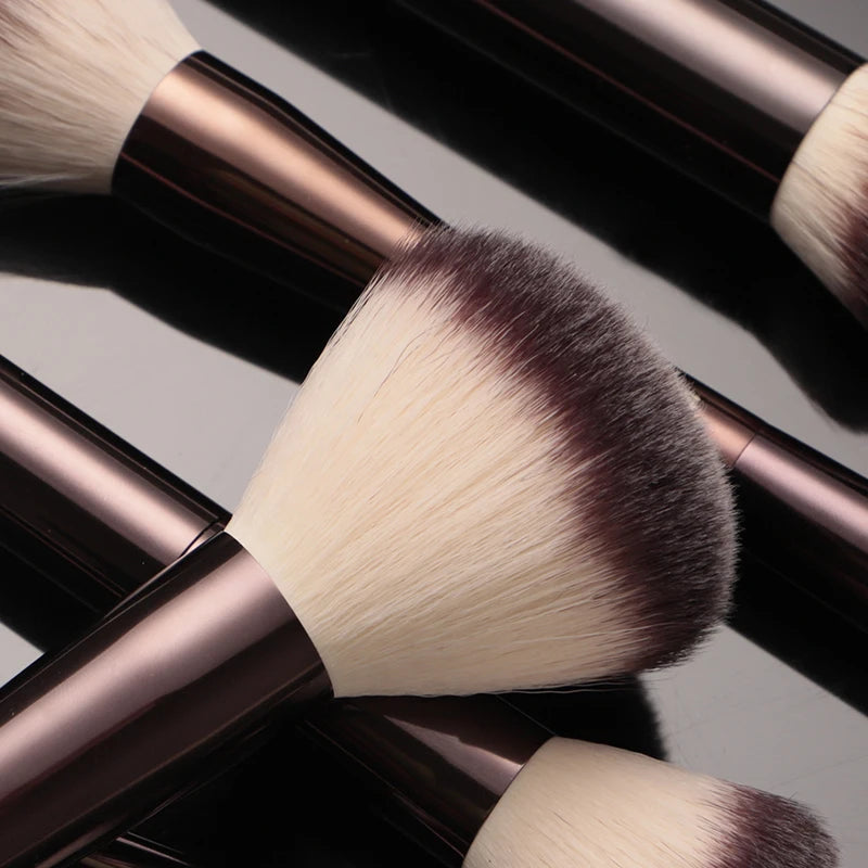 Hourglass 23pc Makeup Brush Set – Full Face Kit HG23 Makeup Brush Set PLUSH