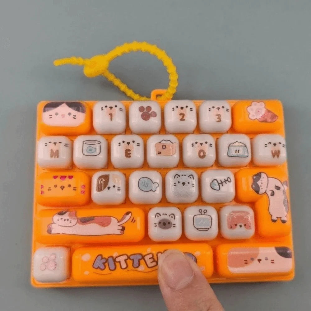 Mini Keyboard Keychain 26-Key Colorful Mechanical Pendant Novelty Keychain Pendant PLUSH