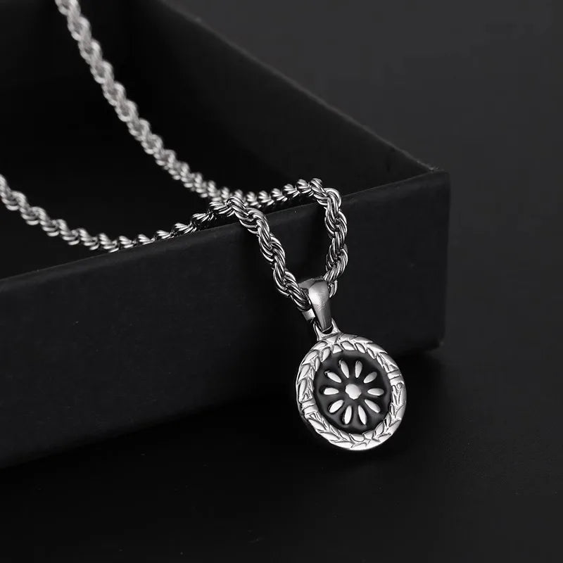 Vintage Sunflower Pendant Necklace – Titanium Steel Hip Hop Pendant Necklace PLUSH sliver