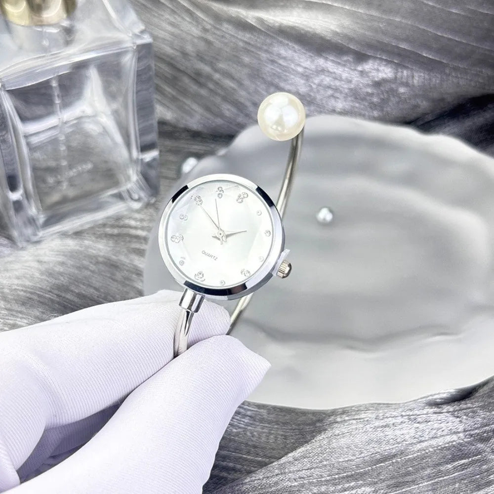 Elegant Pearl Bracelet Watch – Rhinestone Quartz Wristwatch Bracelet Watch PLUSH