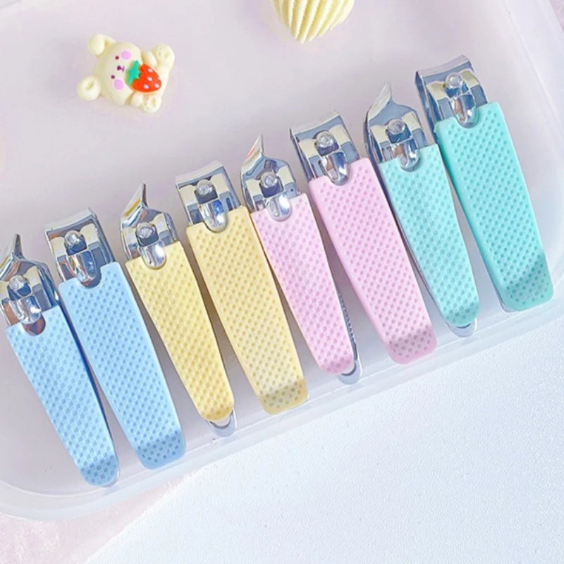 Silicone Sleeve Nail Clipper Anti-Drop Stainless Steel Green Nail Clipper PLUSH