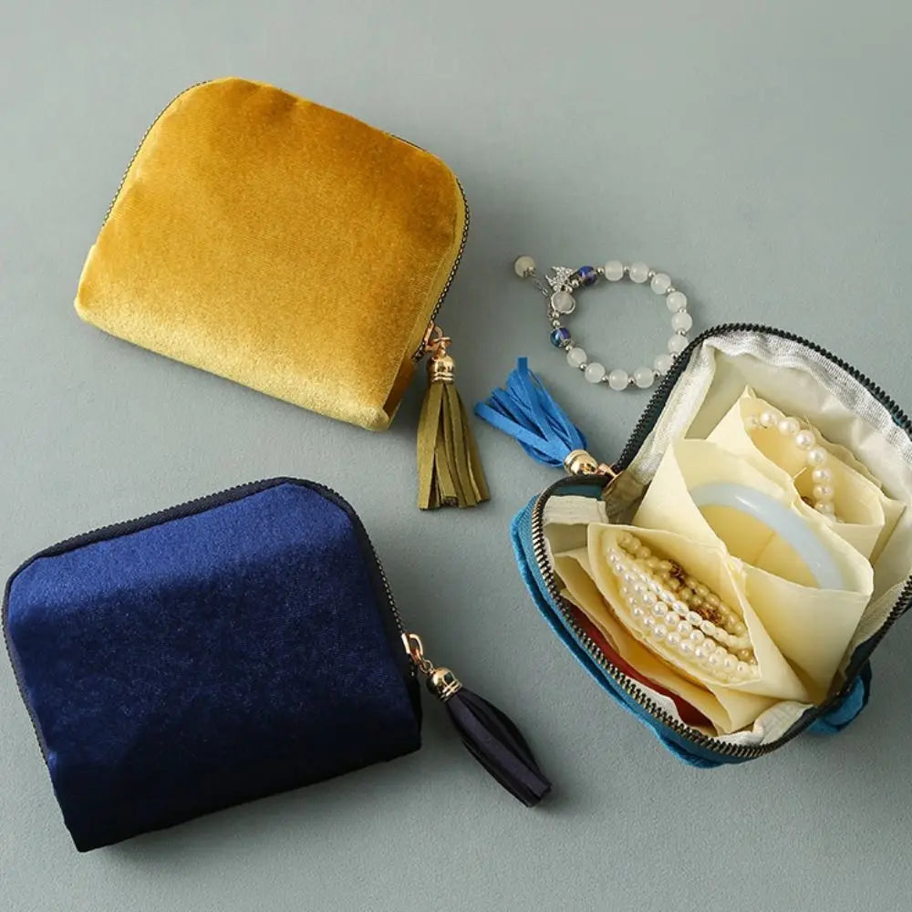 6-Layer Portable Jewelry Storage Bag – Anti-Scratch Zipper Jewelry Storage Bag PLUSH