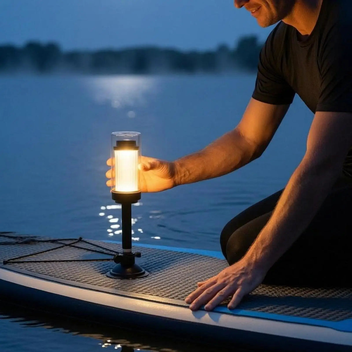 Waterproof Paddleboard Deck Glow Light – Suction Cup Mount Paddleboard Deck Light PLUSH