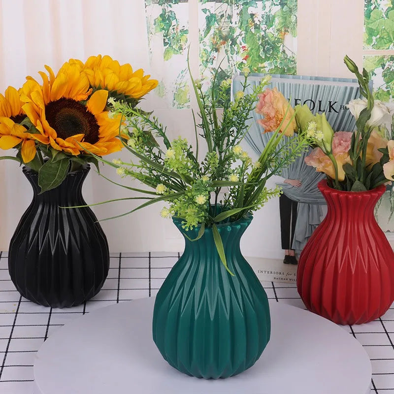 Nordic White Plastic Flower Vase – Modern Home Decor Planter Decorative Vase PLUSH