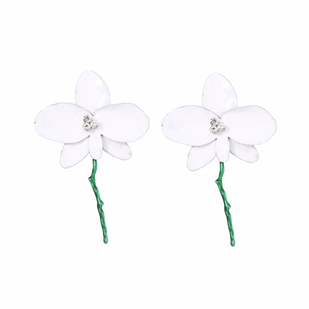 Vintage Enamel Flower Dangle Earrings – Bold Statement Jewelry Dangle Earrings PLUSH White