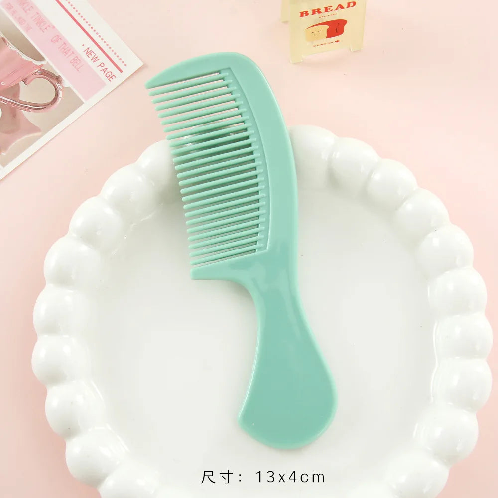 Mini Macaron Cute Pocket Hair Comb – Portable Plastic Comb Pocket Hair Comb PLUSH green