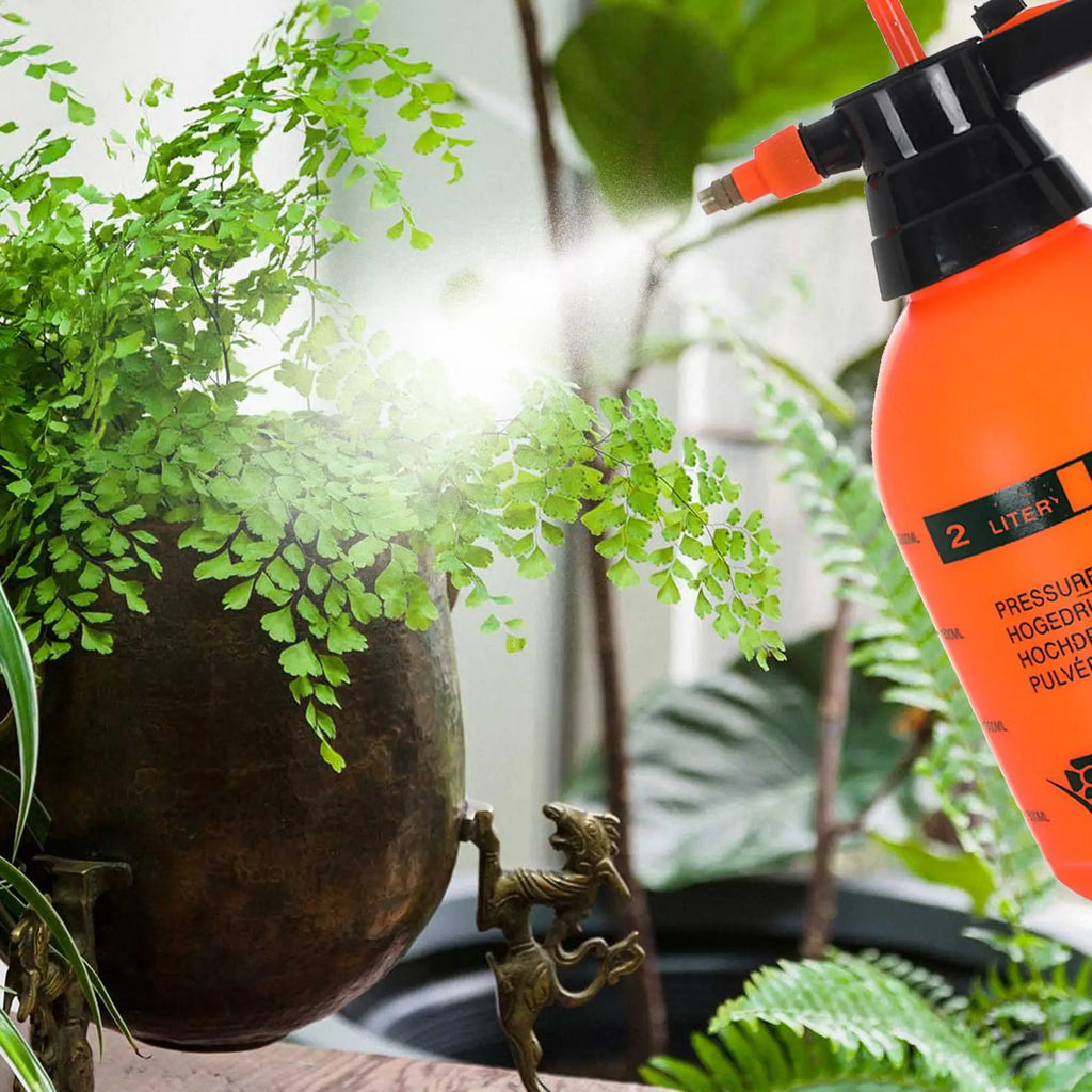 2/3L Hand Pressure Garden Sprayer – Adjustable Nozzle Bottle Garden Sprayer Bottle PLUSH