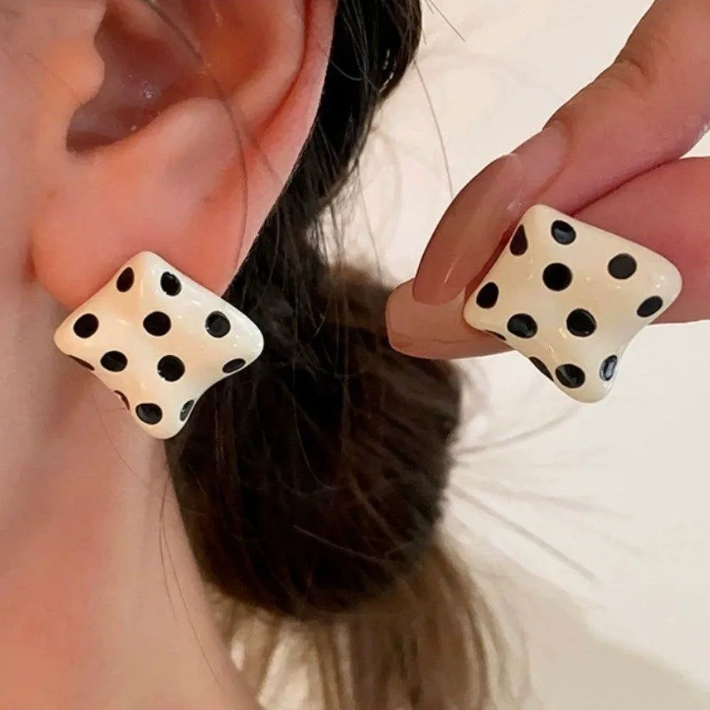 French Polka Dot Flower Stud Earrings – Minimalist Women Stud Earrings PLUSH