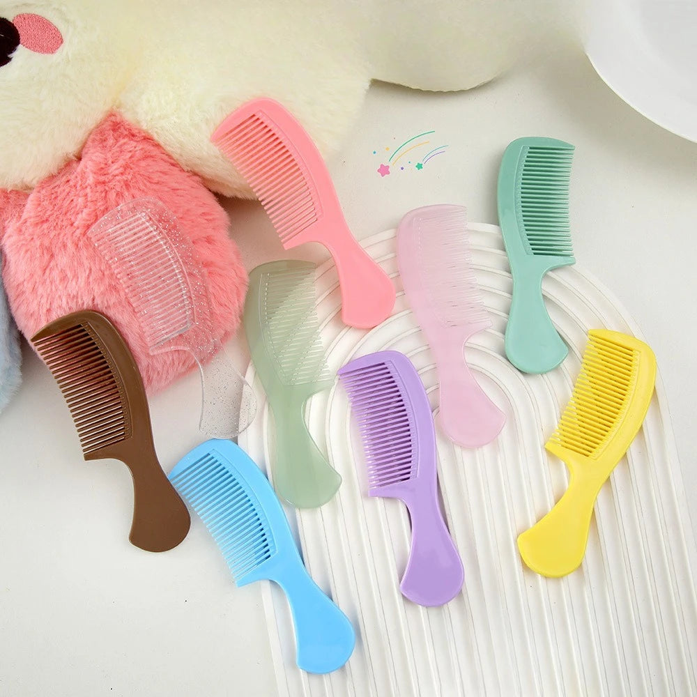 Mini Macaron Cute Pocket Hair Comb – Portable Plastic Comb Pocket Hair Comb PLUSH