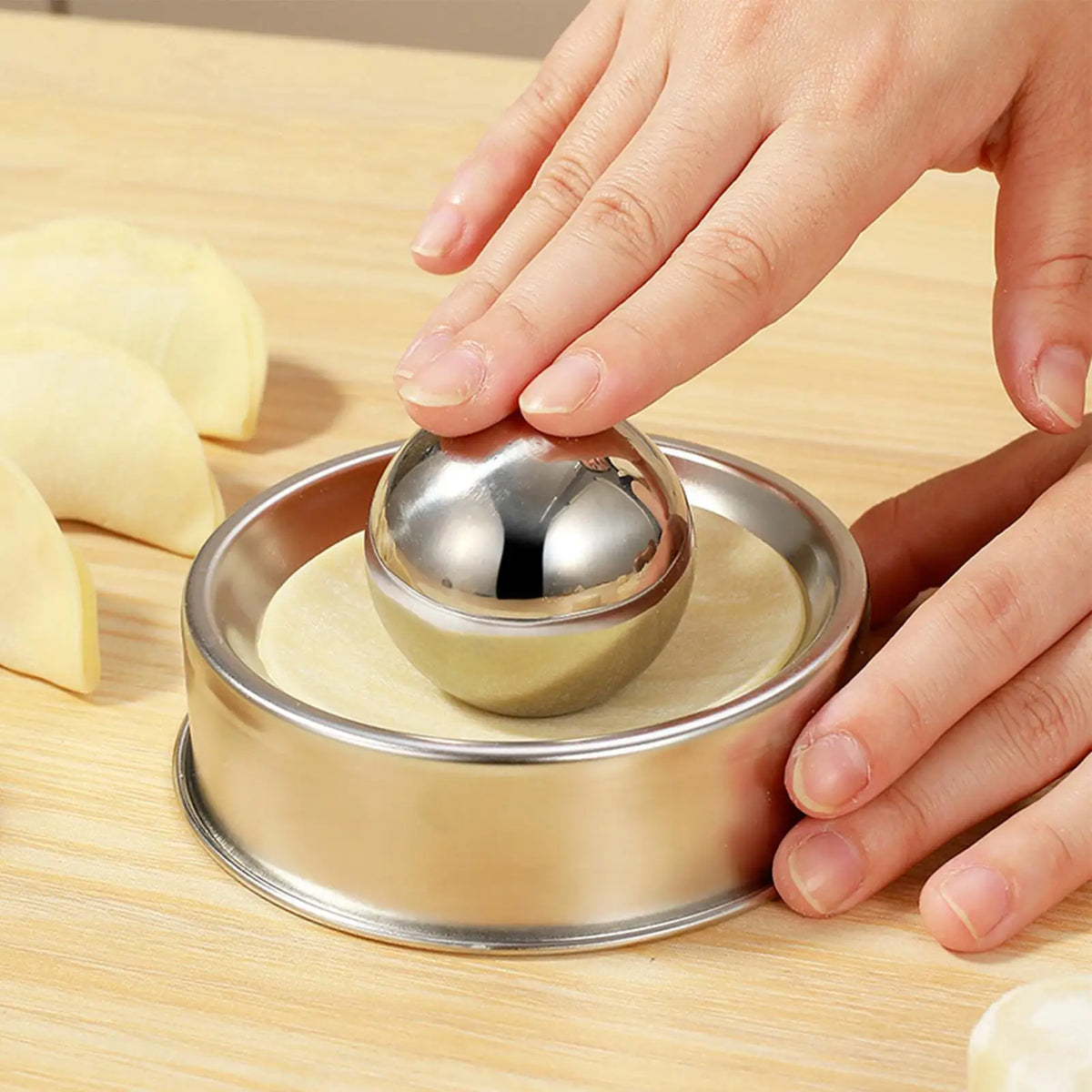 Stainless Steel Dumpling Wrapper Press & Dough Mold Tool Dough Wrapper Press PLUSH