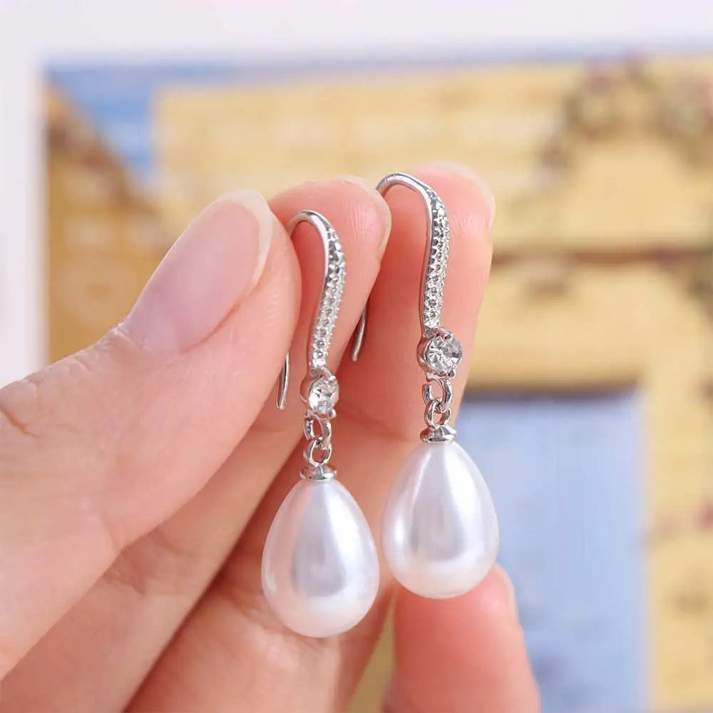 Water Drop Pearl Drop Earrings – Rhinestone Shell Dangle Pearl Drop Earrings PLUSH