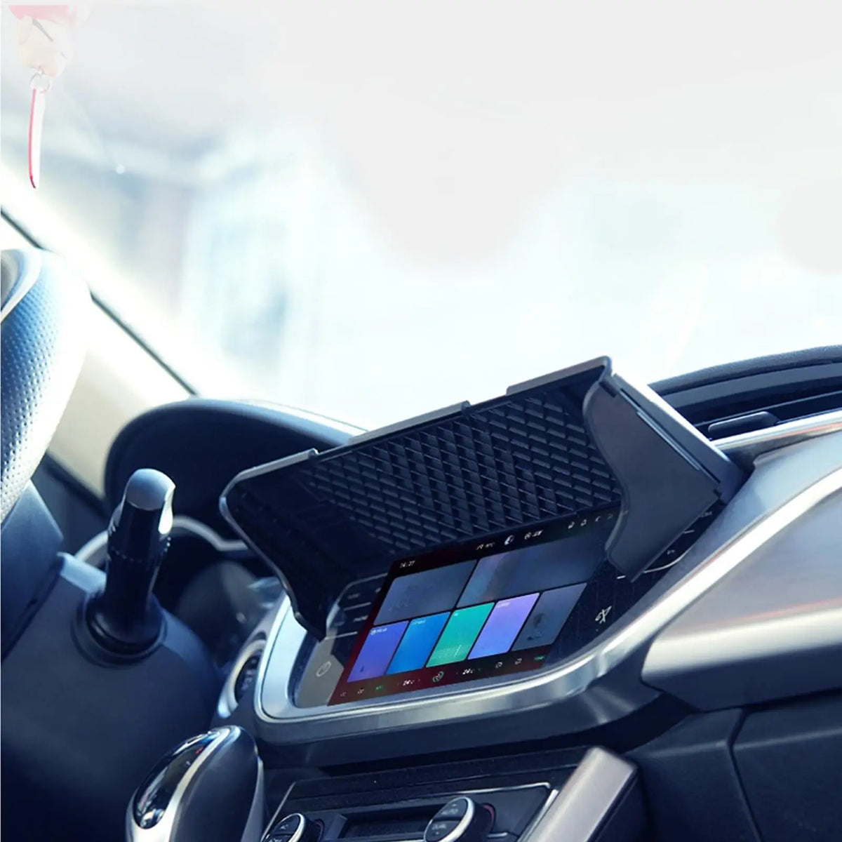 Car GPS Navigation Sun Shade Visor – Anti-Glare Universal Fit GPS Screen Visor PLUSH