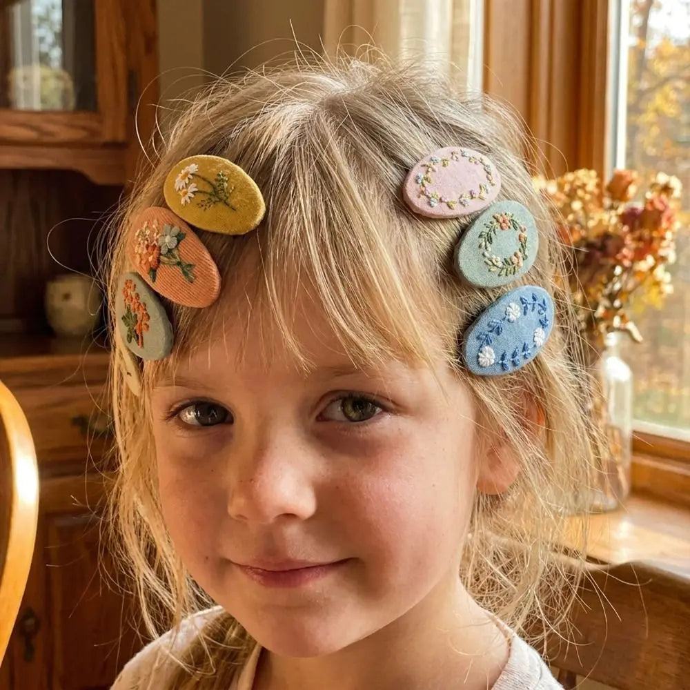 Floral Embroidery Hair Clip Set – 2pcs Fabric Barrettes Hair Clip Set PLUSH