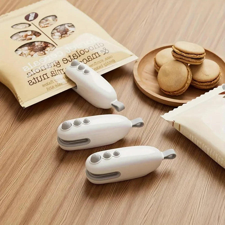 Mini Rechargeable Handheld Bag Sealer – Food Preservation Bag Sealing Machine PLUSH