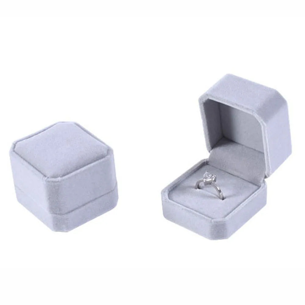 Velvet Jewelry Box – Earring & Ring Storage Display Case Jewelry Display Box PLUSH grey
