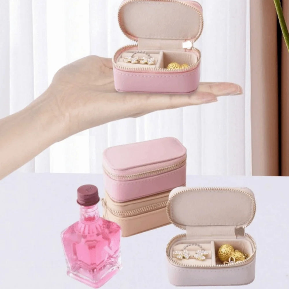 Vintage Mini PU Leather Jewelry Box – Travel Organizer Case Jewelry Organizer Box PLUSH