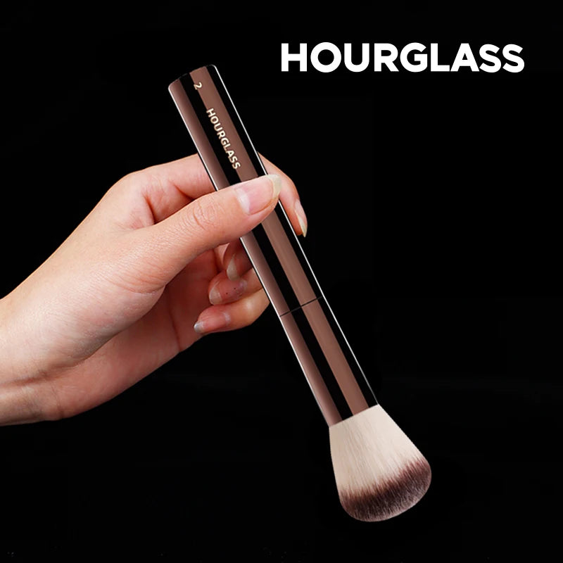 Hourglass No.2 Foundation & Blush Brush – Soft Fiber Face Brush Makeup Brush PLUSH