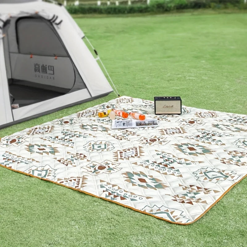 Waterproof Foldable Checkered Picnic Blanket – Beach & Camping Outdoor Picnic Blanket PLUSH