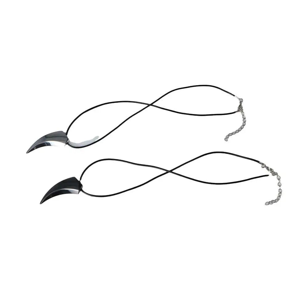 Wolf Pendant Necklace – Zinc Alloy Fashion Jewelry Silver/Black Pendant Necklace PLUSH