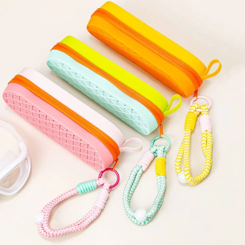 Portable Swim Goggle Case – Waterproof EVA Storage Box Swim Goggle Case PLUSH