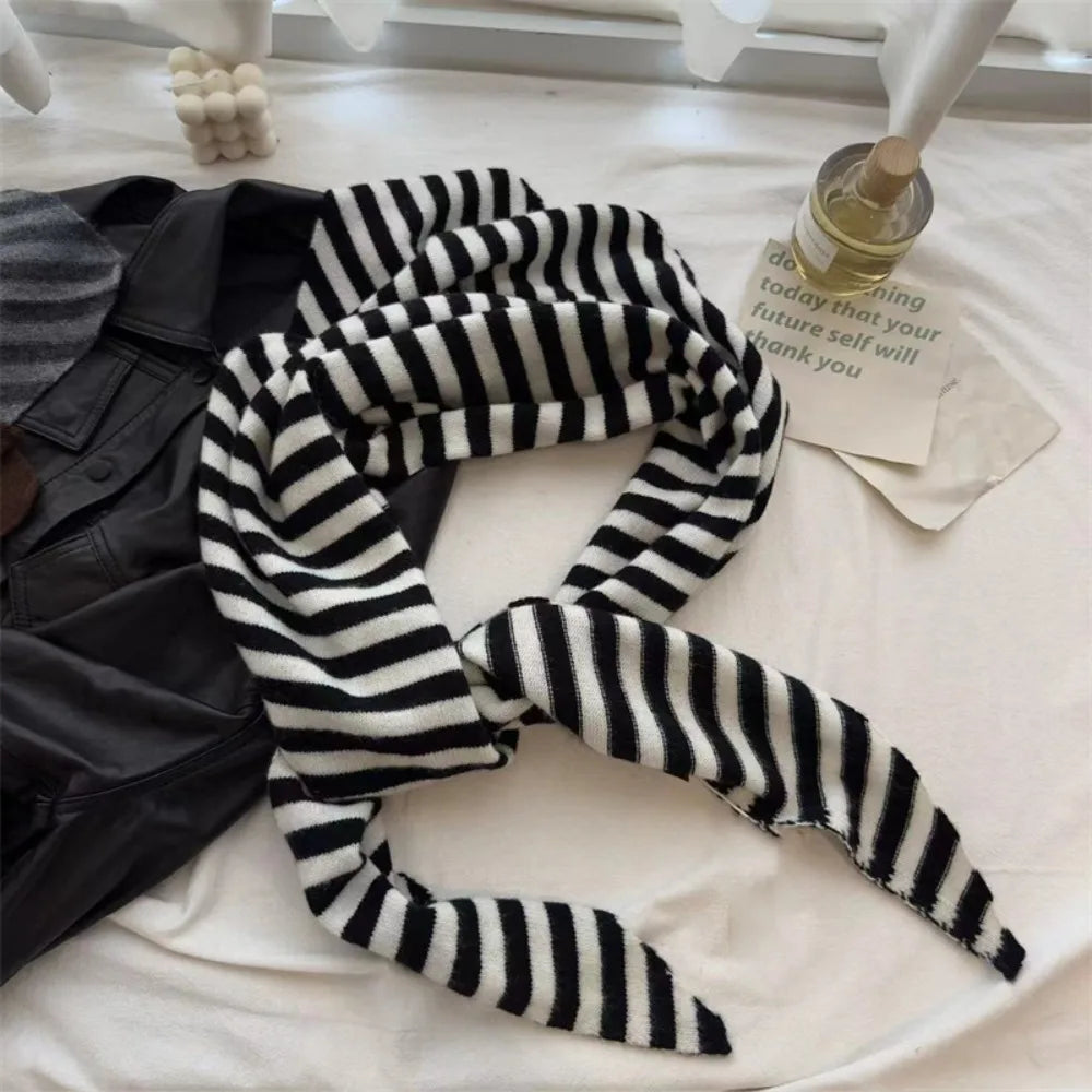 Women's Knitted Triangle Shawl Scarf – Windproof Warm Wrap Knitted Shawl Scarf PLUSH Black White Stripes