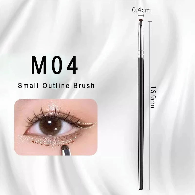 PLUSH Horse Hair Eye Detail Brush – Precision Eye Makeup Eye Makeup Brush PLUSH M04