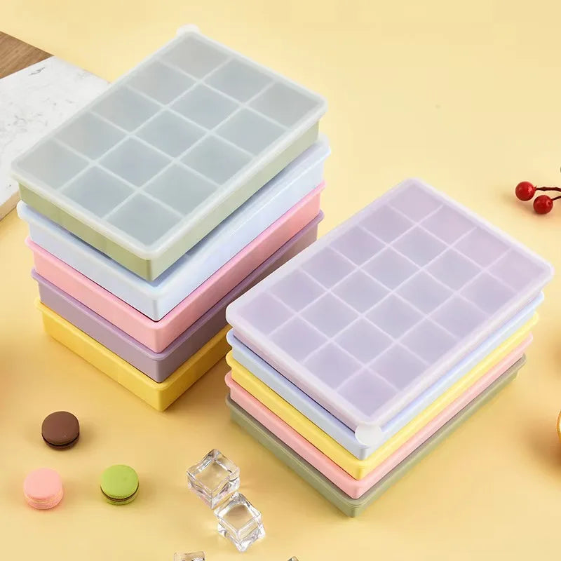 24-Grid Silicone Ice Cube Tray – Big Square Ice Mold Silicone Ice Tray PLUSH