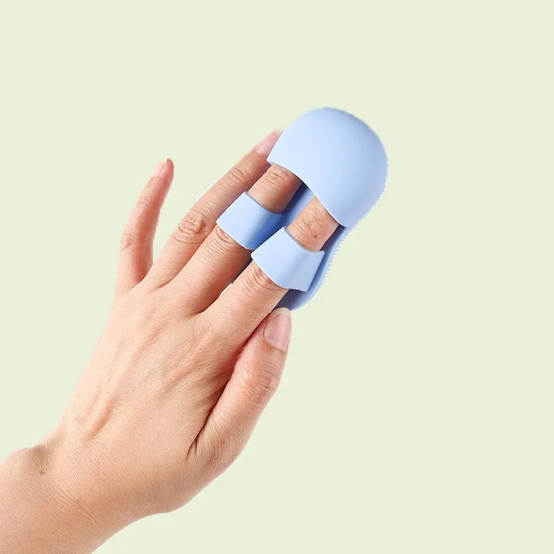Silicone Facial Cleansing Brush – Manual Face Scrubber Facial Cleansing Brush PLUSH