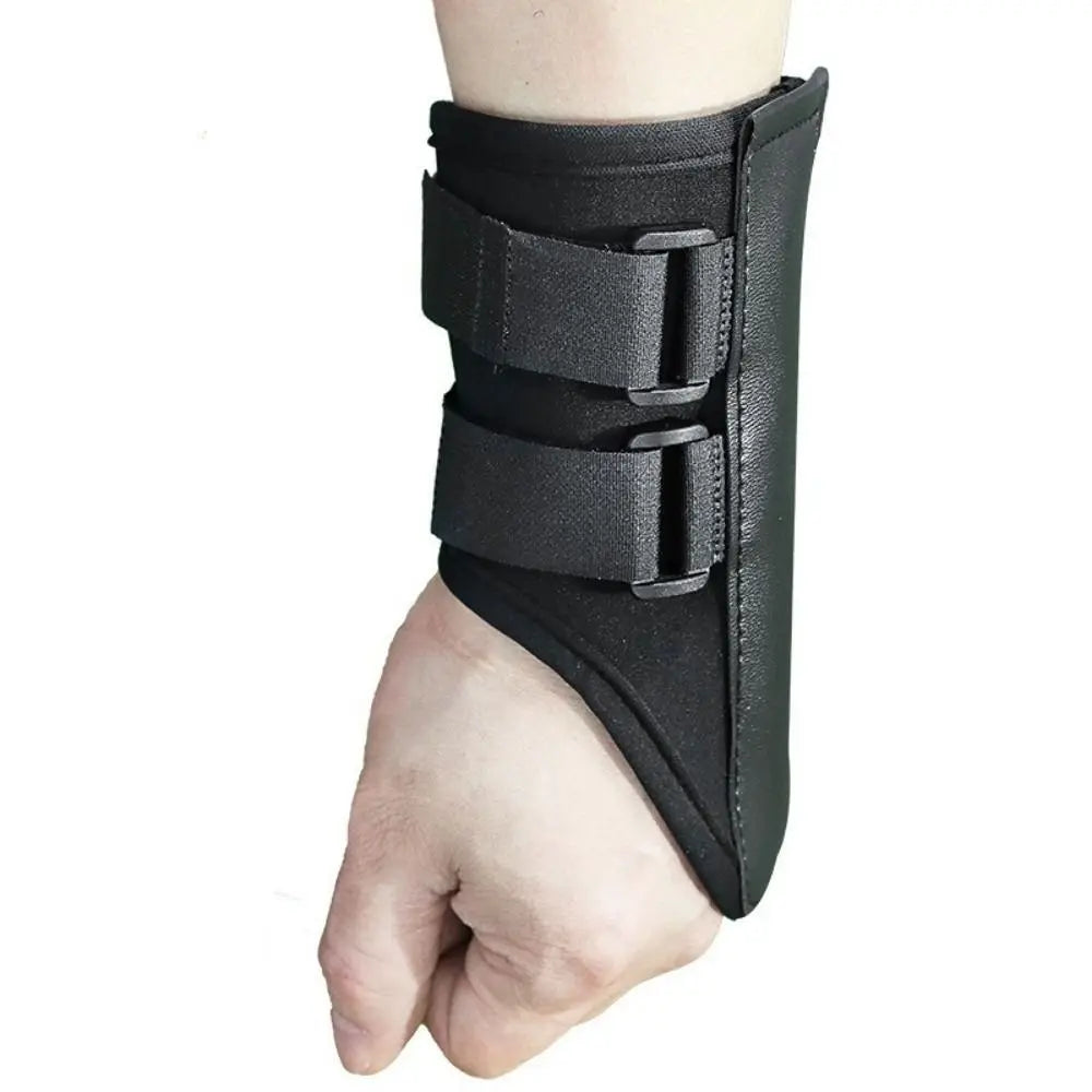 Golf Wrist Brace Swing Trainer – Hand Position Corrector Golf Training Aid PLUSH