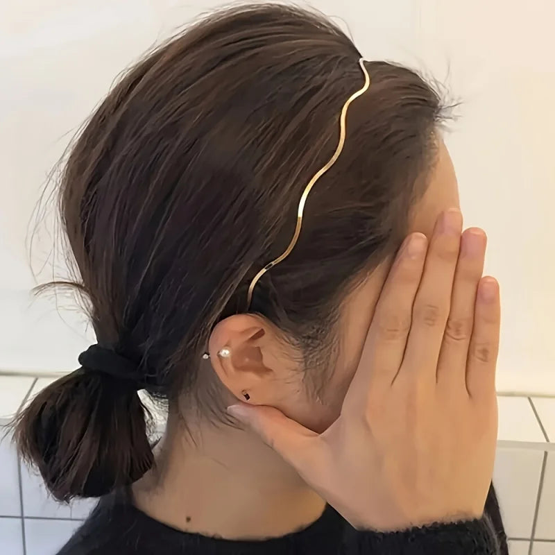 Women's Elegant Wave Hairband – Zinc Alloy Hair Accessory Wave Tiara Hairband PLUSH