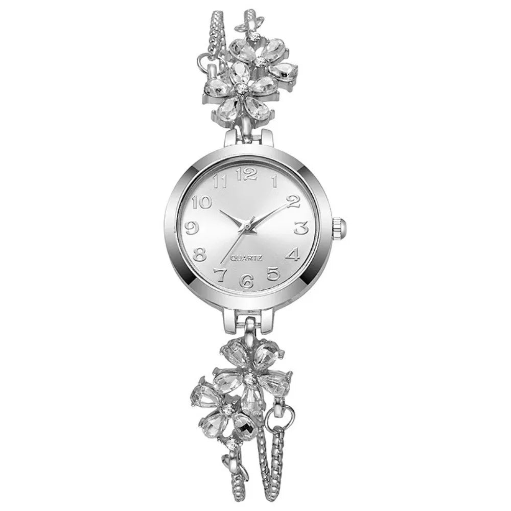 Luxury Vintage Women's Bracelet Watch – Quartz Wrist Watch Women's Bracelet Watch PLUSH White
