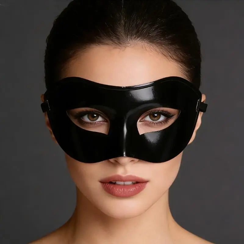 Unisex Masquerade Mask – Plastic Cosplay Face Cover for Parties Masquerade Costume Mask PLUSH A3