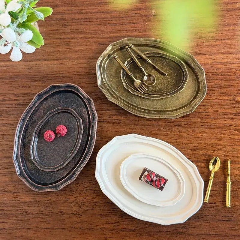 1/12 Dollhouse Miniature Retro Oval Metal Dish – Steak Plate Dollhouse Accessory PLUSH