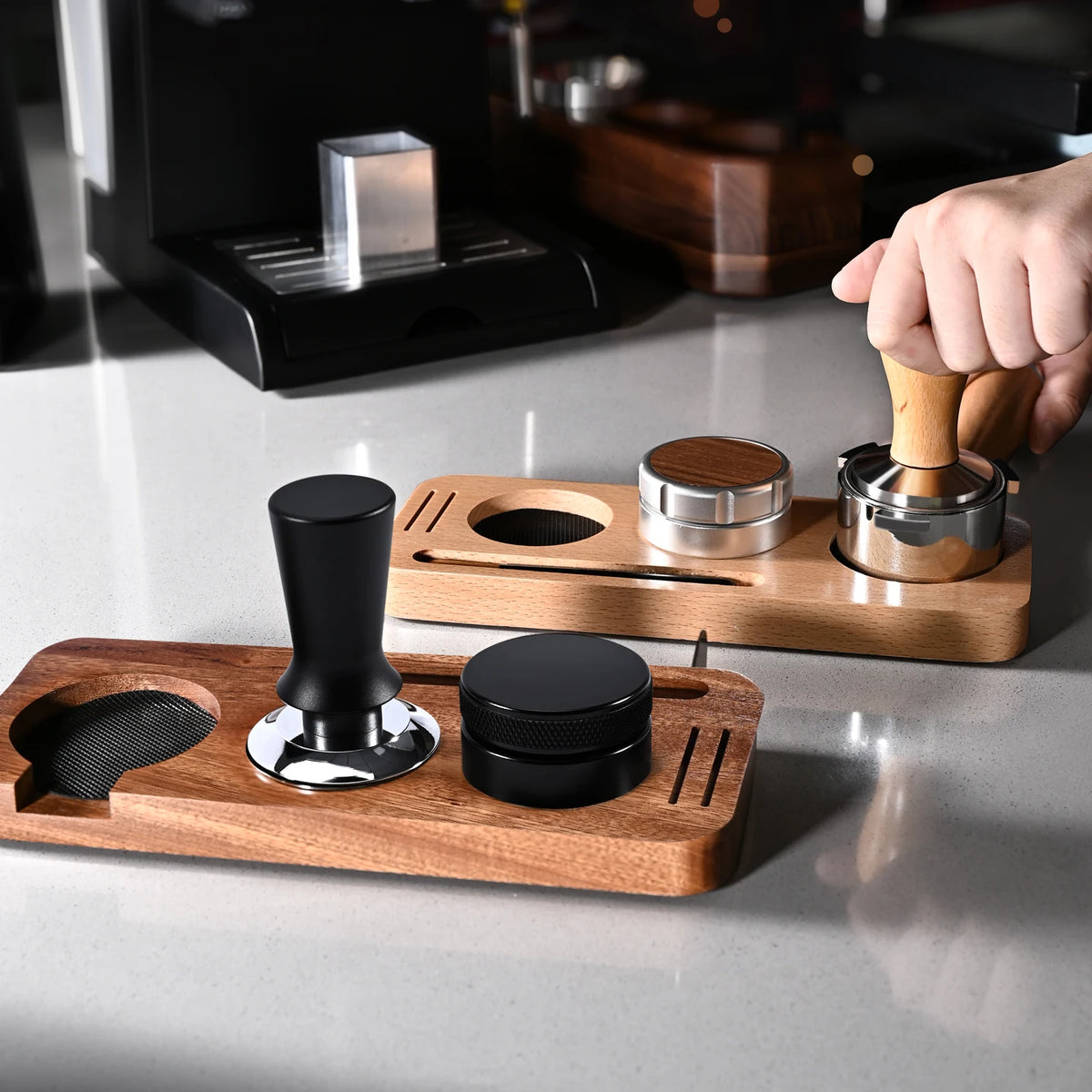 Solid Wood Coffee Tamper Station & Portafilter Holder 51/54/58mm Espresso Tamper Station PLUSH