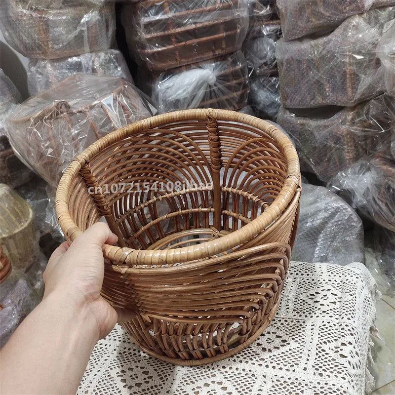Newborn Rattan Basket Chair Photography Prop – 0-6M Infant Newborn Photography Prop PLUSH