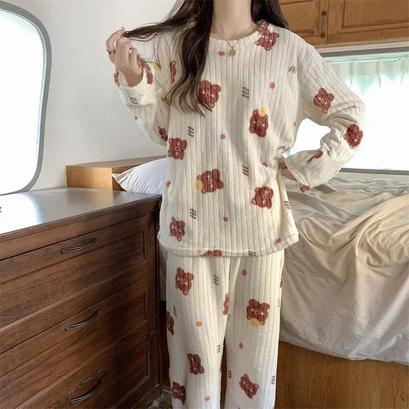 Women's Velvet Fleece Pajama Set – Warm Loose Top & Pants Pajama Set PLUSH