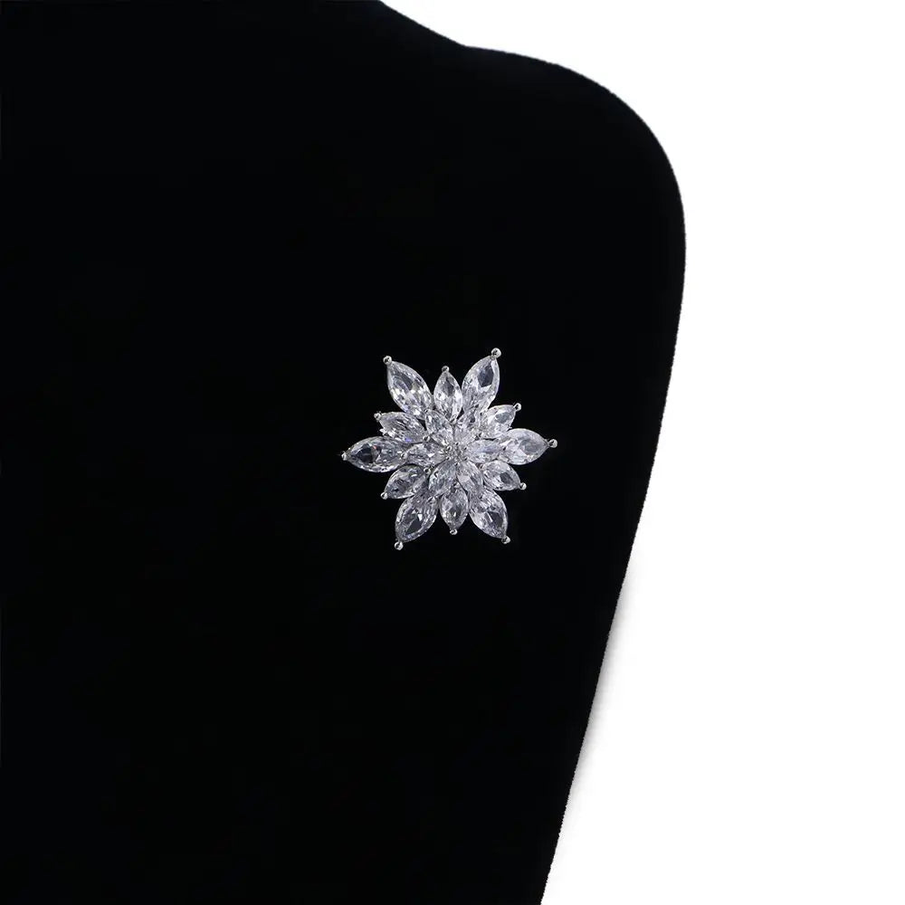 Women's Snowflake Rhinestone Brooch Pin – Zircon Silver Jewelry Rhinestone Brooch Pin PLUSH