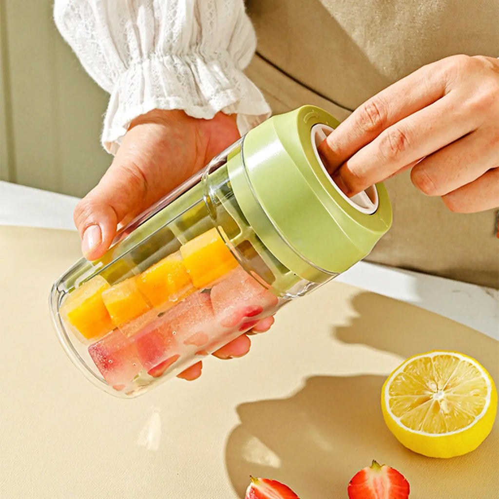 8-Grid Ice Cube Tray with Lid – Large Capacity Freezer Maker Ice Cube Tray PLUSH