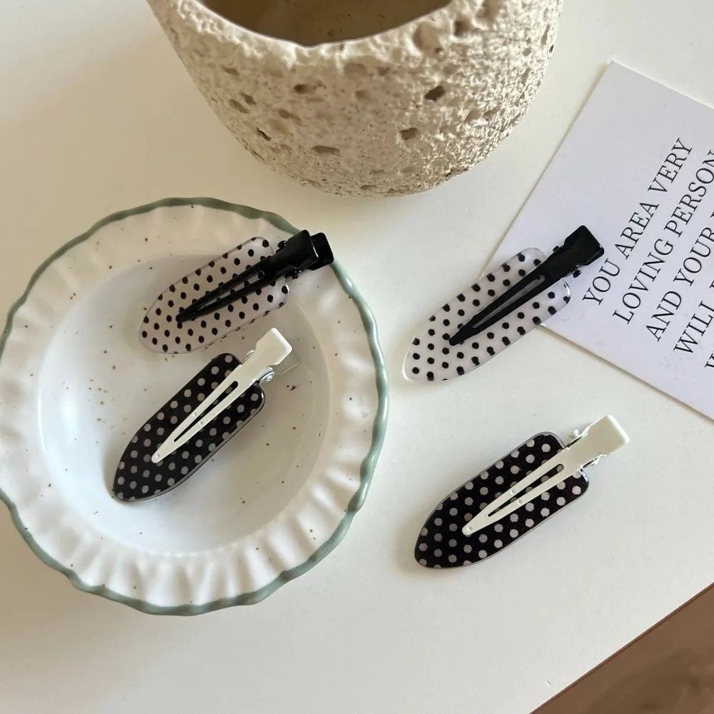 Black & White Acrylic Hair Clips – Minimalist Polka Dot Hairpin Acrylic Hair Clips PLUSH