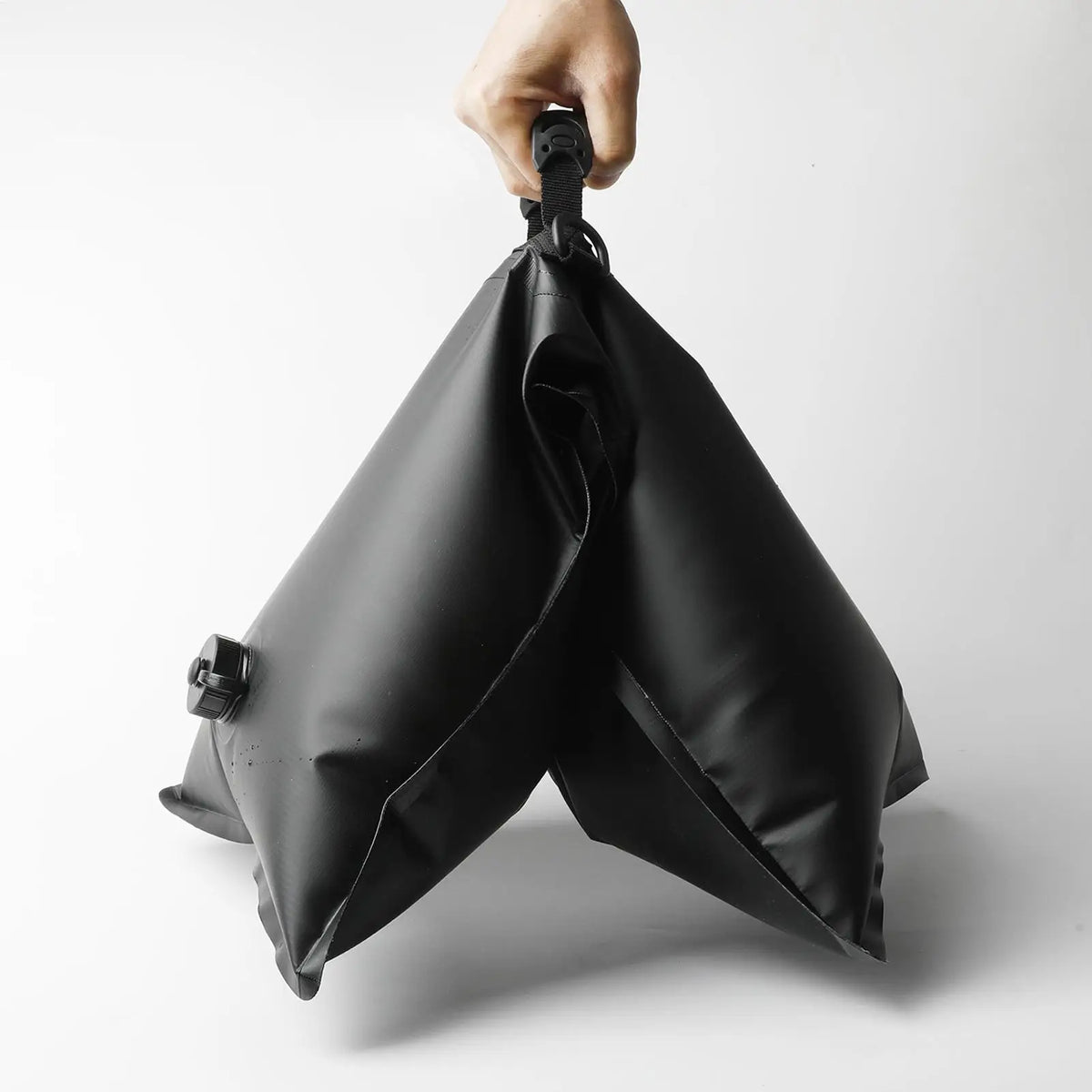 Canopy Water Weight Bags 8/20KG – Waterproof PVC Tent Anchor Canopy Weight Bag PLUSH