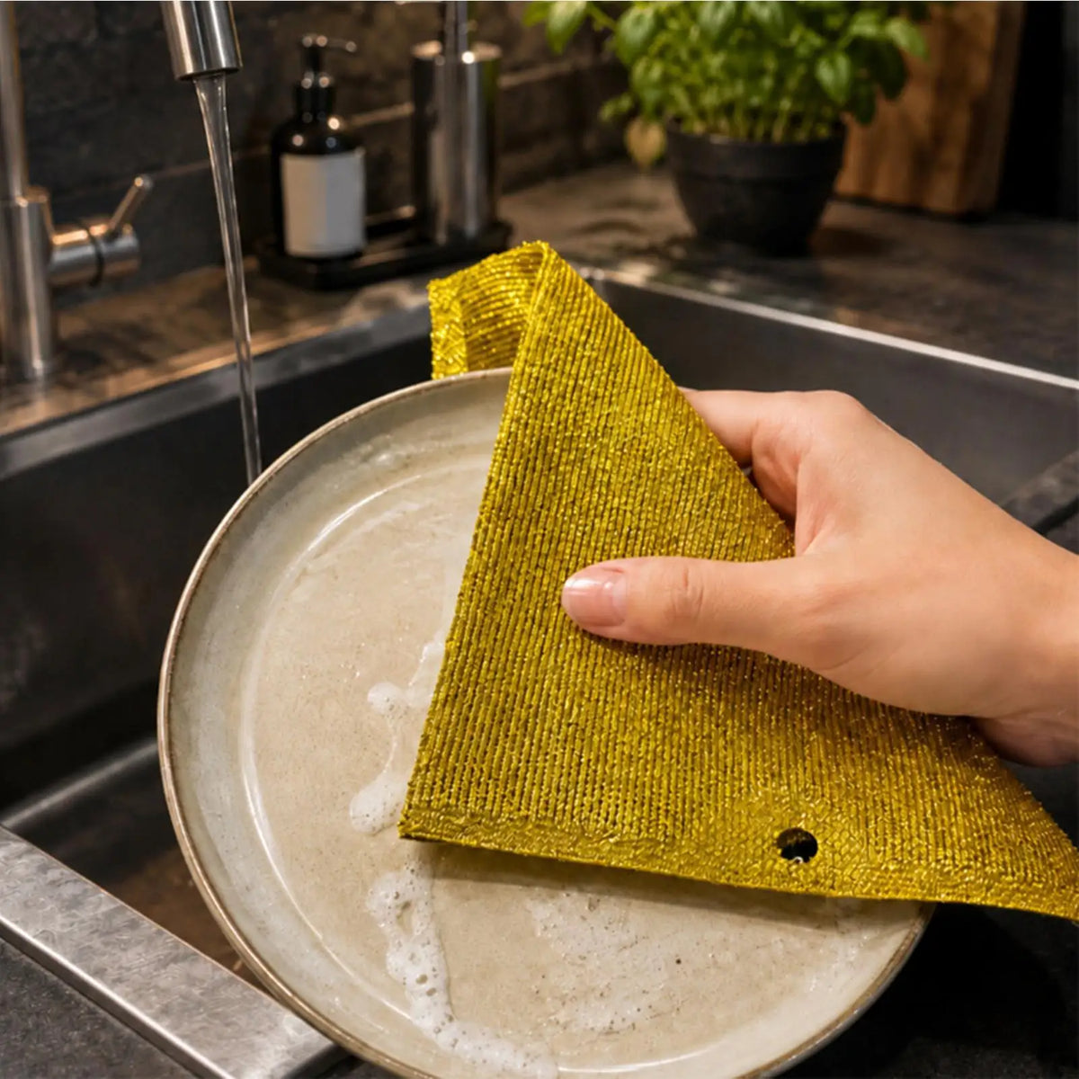 3-Pack Non-Scratch Wire Dishcloths – Kitchen Scrub Rags Kitchen Scrub Cloth PLUSH