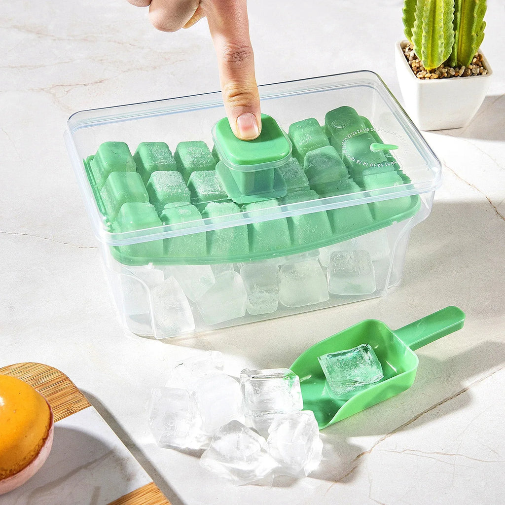 Ice Cube Tray with Lid & Bin – 68 Cubes, Easy Release Ice Cube Tray PLUSH