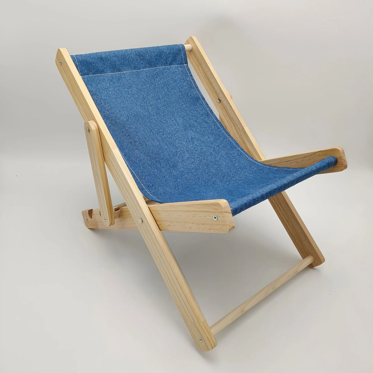 Adjustable Wooden Beach Chair – Photography Prop & Studio Decor Photography Prop PLUSH Blue